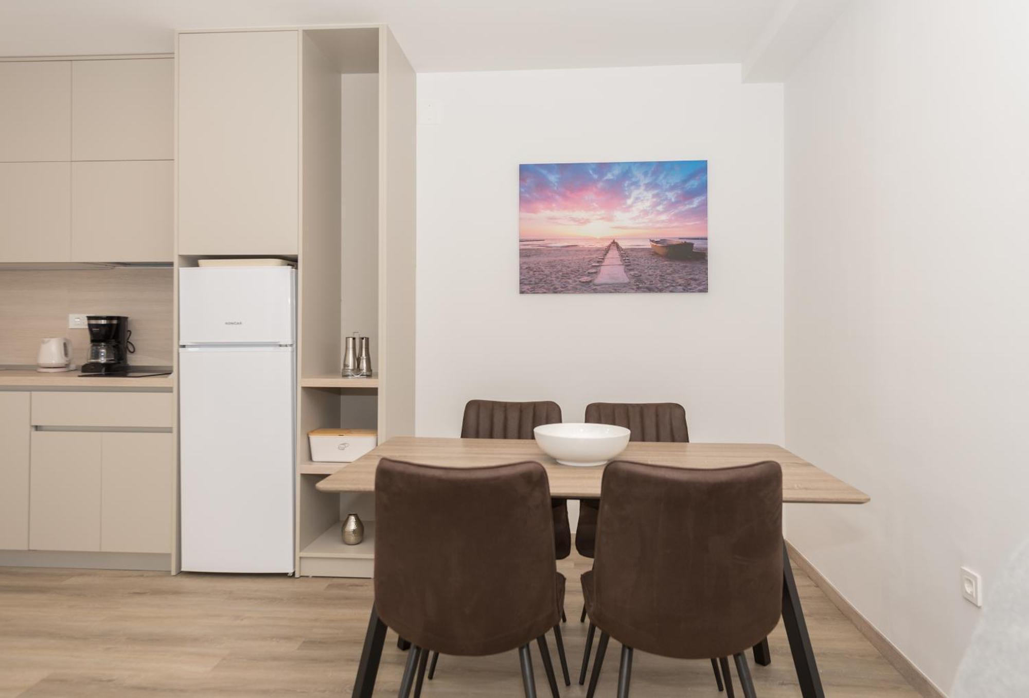 Apartments By The Sea Makarska - 19134 Room photo